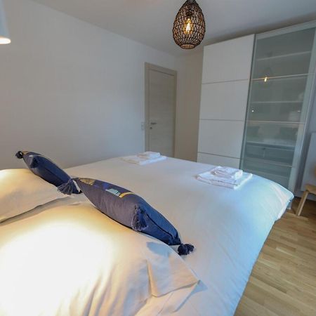 Le Romain - 1-Bedroom With Private Garage Annecy Luaran gambar