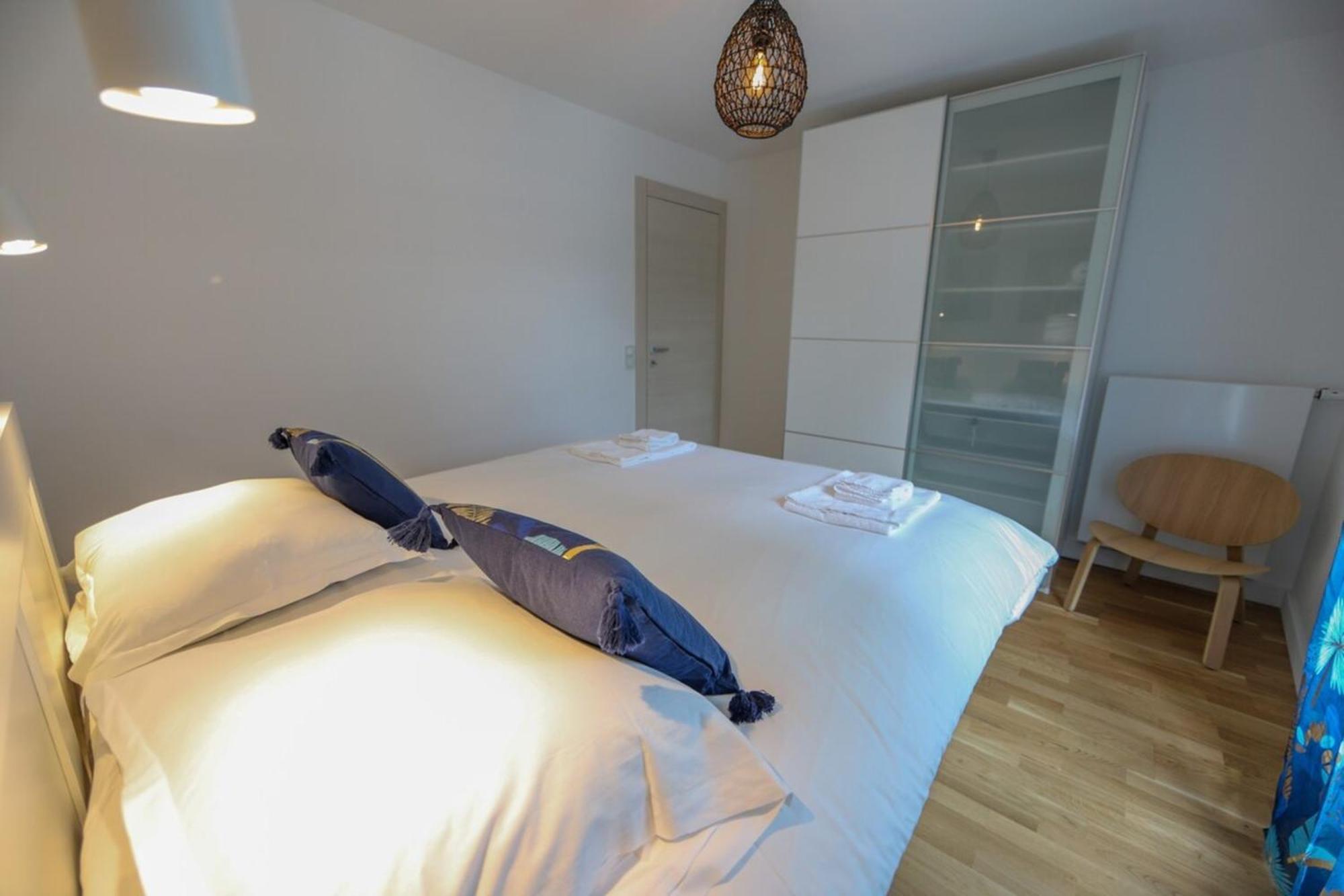 Le Romain - 1-Bedroom With Private Garage Annecy Luaran gambar